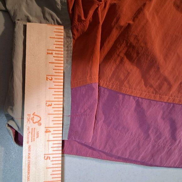 Lululemon Colorblock Women's Evergreen Running Short Size 4 (XS) - Picture 9 of 10